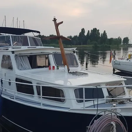 Houseboat, Maritime 'Glamping' + 2 Sup Boards * 埃贝尔托夫特